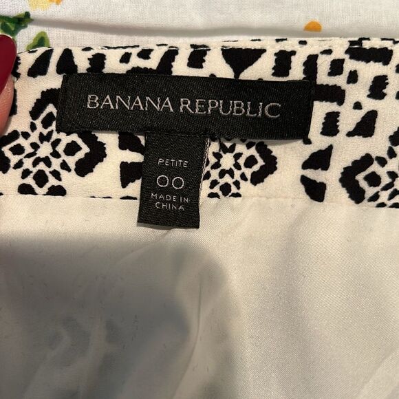 Banana Republic skirt size 00 petite - Picture 5 of 9